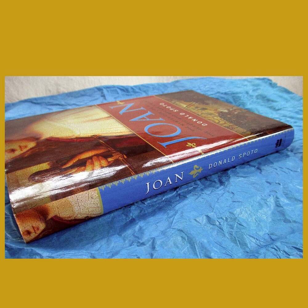 Book - Joan: The Mysterious Life of the Heretic who Became a Saint - Picture 9 of 11